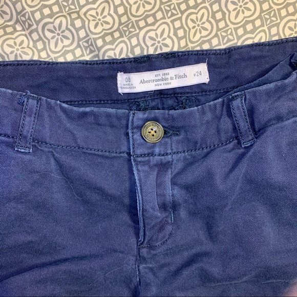 Abercrombie and Fitch shorts 00 - Picture 3 of 3